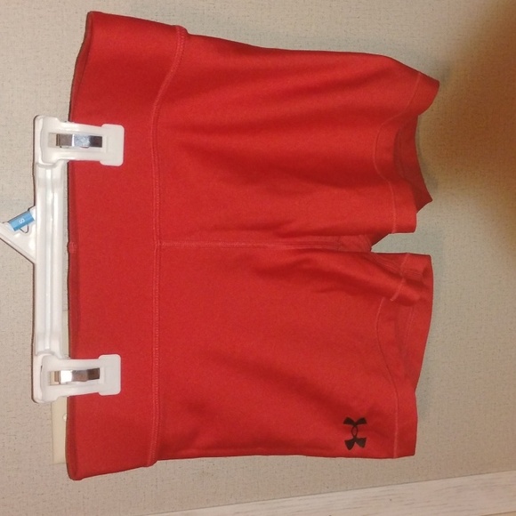 *SOLD*🌸Under Armour Red Reversible Athletic Shorts Small - Picture 3 of 8